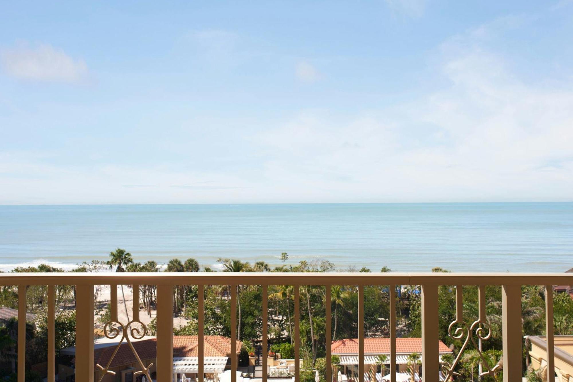 The Ritz-Carlton Naples Hotell Exteriör bild